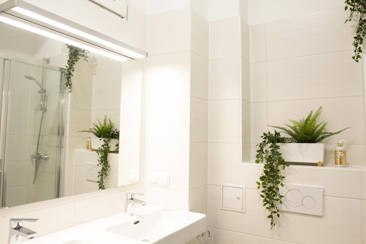Central Modern Garden-Apartment Next To Belvedere Palace Wina Bagian luar foto